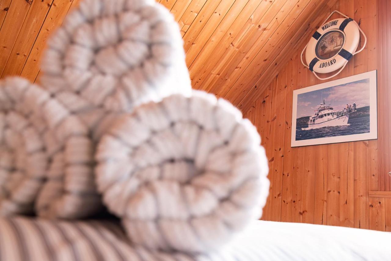 Bed & Cafe Petit Papillon Panzió Grandes-Bergeronnes Kültér fotó